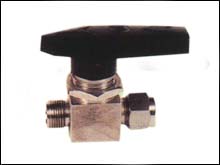 YZ9 12 Q92SAF 64型 卡套式球閥